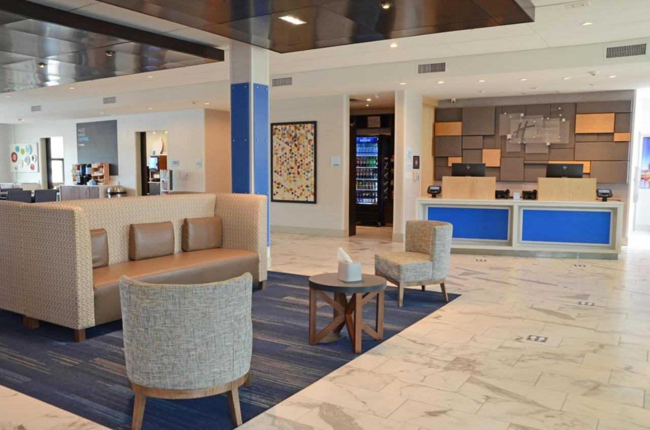 Holiday Inn Express & Suites Franklin - Berry Farms By Ihg エクステリア 写真