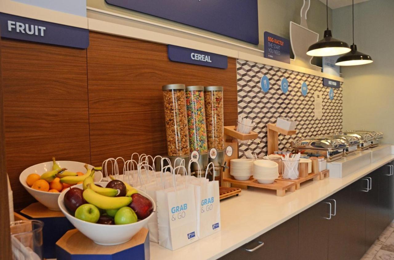 Holiday Inn Express & Suites Franklin - Berry Farms By Ihg エクステリア 写真