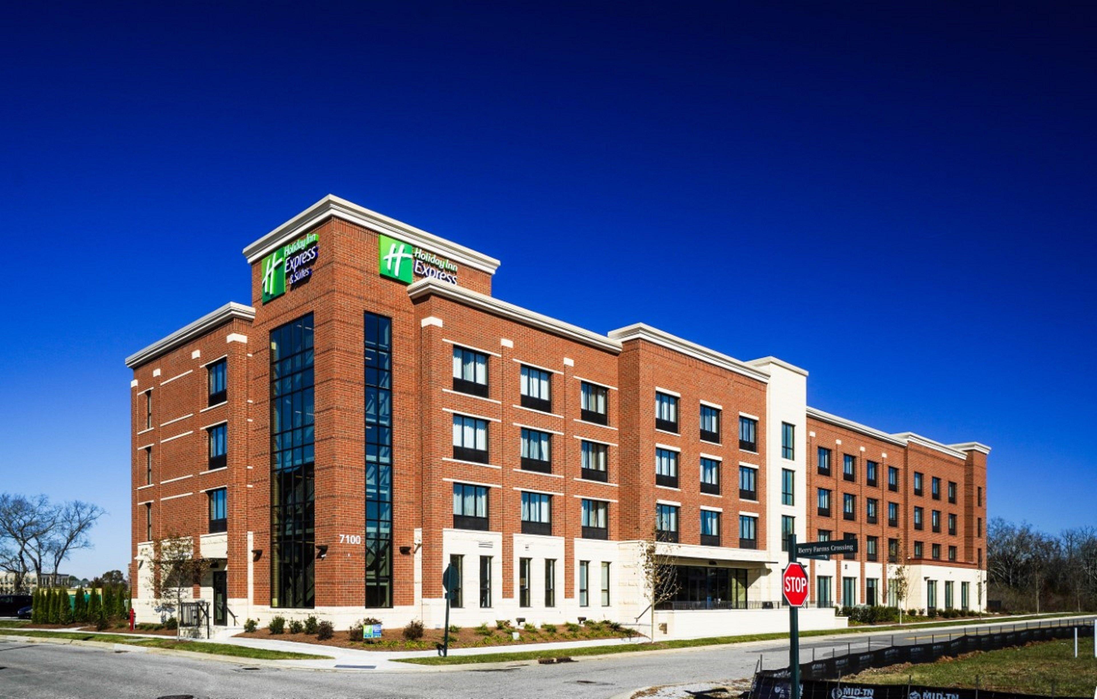 Holiday Inn Express & Suites Franklin - Berry Farms By Ihg エクステリア 写真