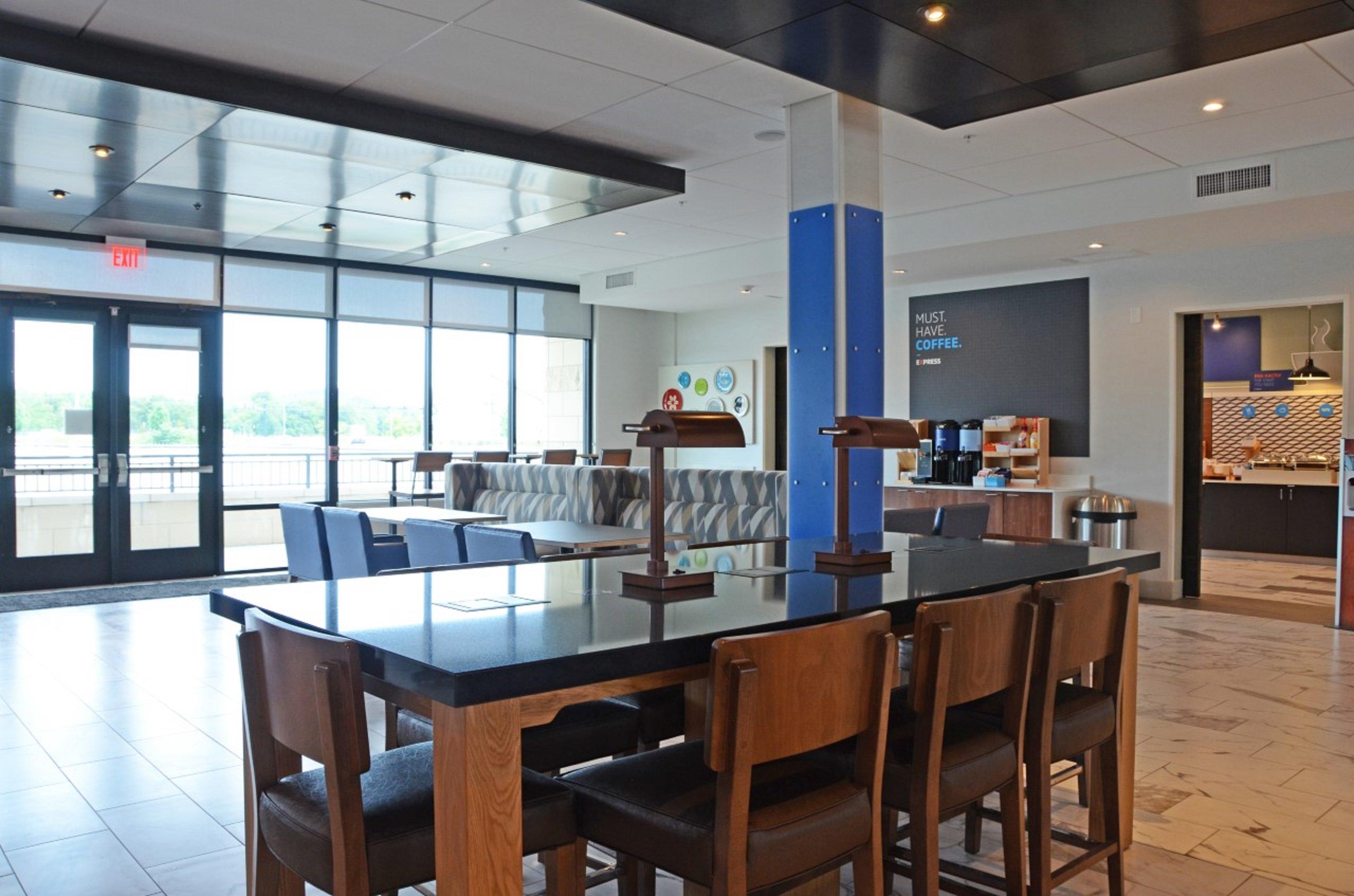 Holiday Inn Express & Suites Franklin - Berry Farms By Ihg エクステリア 写真